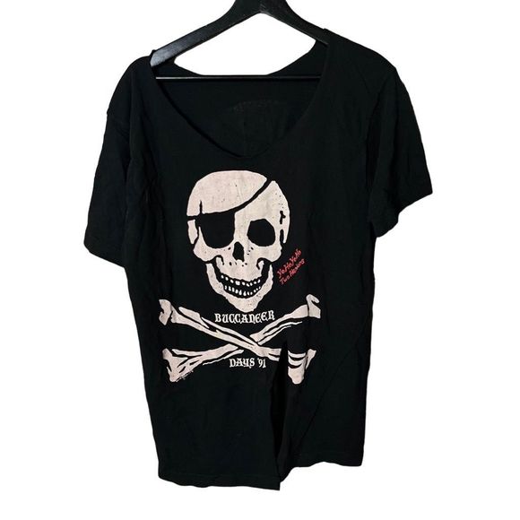 VTG Distressed 1991 Buccaneer Days Two Harbors Shirt Medium - Picture 1 of 5